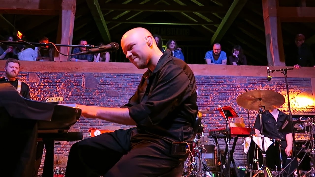 Peter McCauley, Foy Vance, Until the Lights Dim