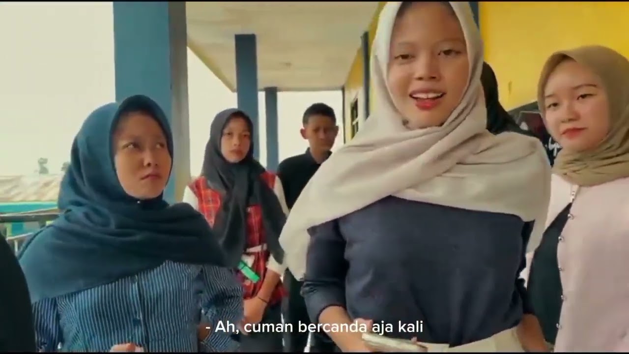 Di Balik Layar Kelas
