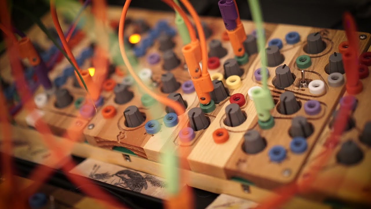 two round robins - comfy song from a comfy room I (Ambient / Relaxing Montage)