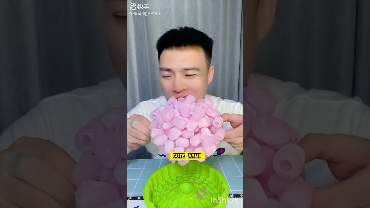 Happy New Year 🥳🥳🥳 Igloo ice... 🌈🌈🌈🌈🧊🧊🧊🧊🧊🧊