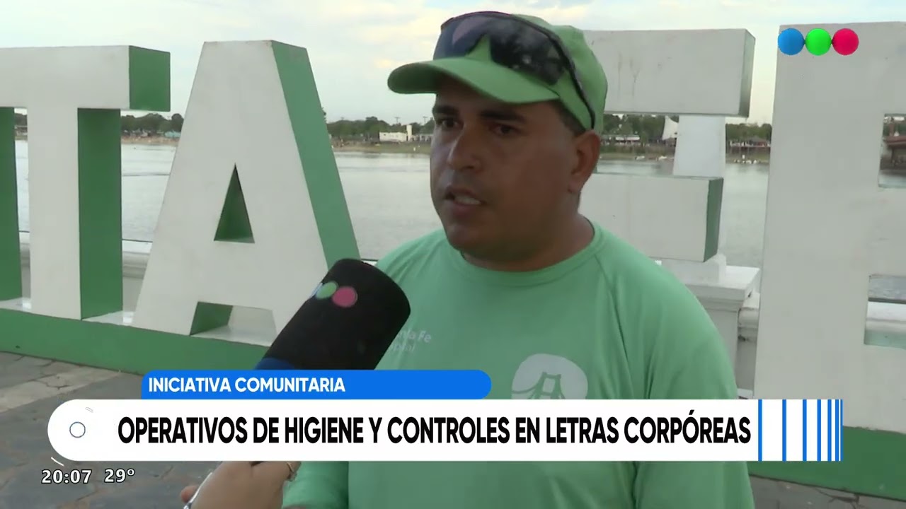 Costanera: estudiantes vandalizaron las letras corp&oacute;reas de Santa Fe
