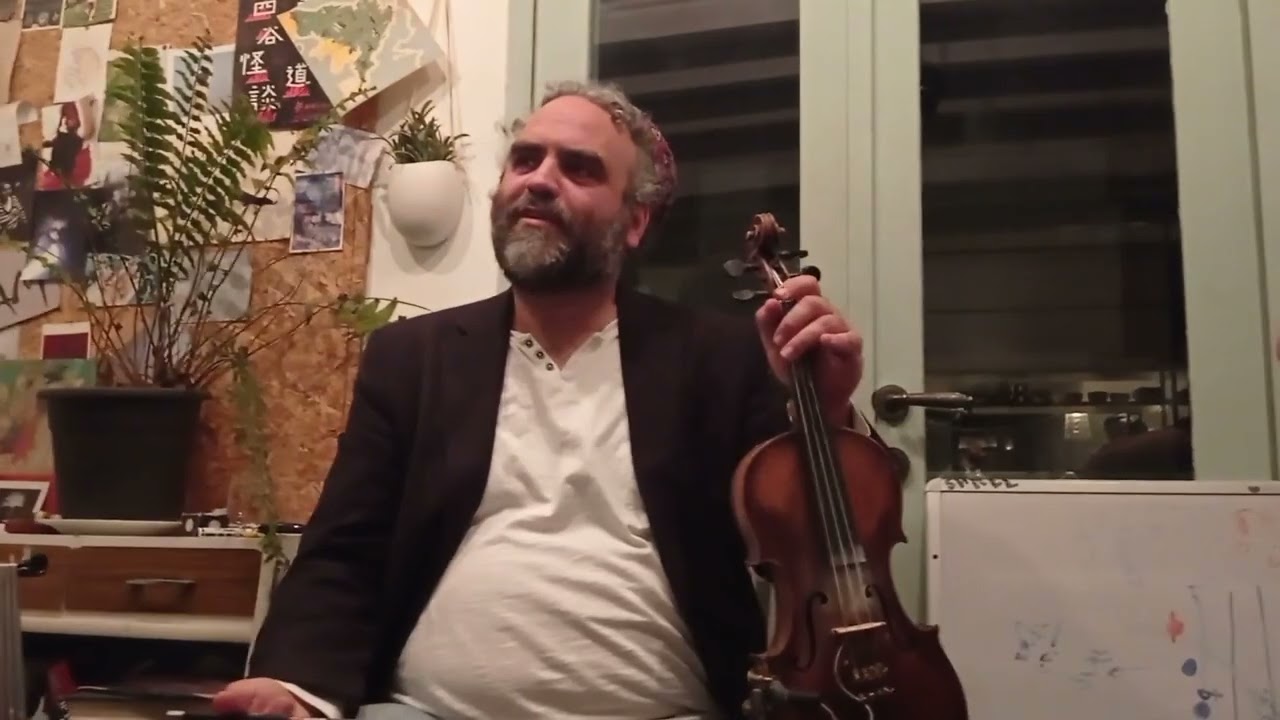 איך מוסיפים קישוטים לנגינה? בוחרים משפט מוזיקלי ומטמיעים בו קישוט אחר כל פעם / מתוך סדנת מקאם בייאת