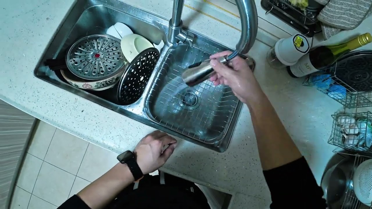 I Actually Enjoy Washing Dishes.