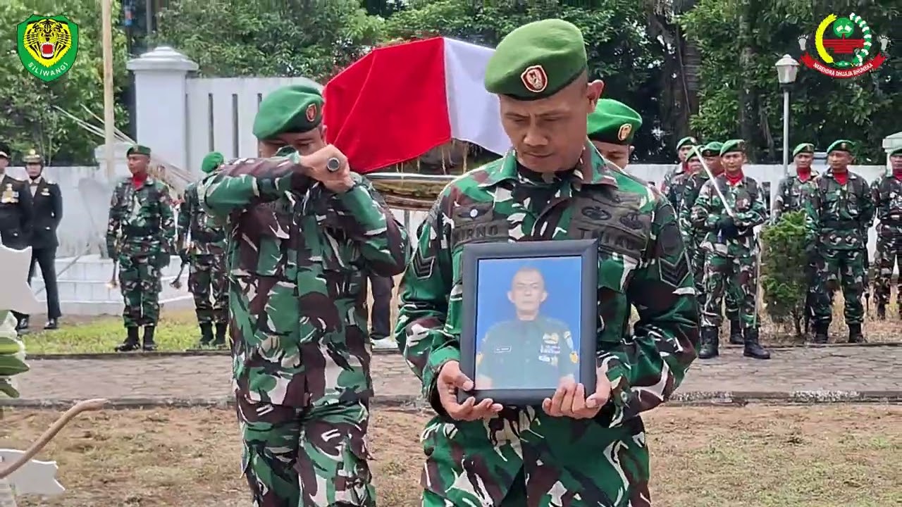 Pemakaman Militer ALM Sersan Mayor Dede Suryana Babinsa Desa Bangunsari Koramil 1316/Pamarican