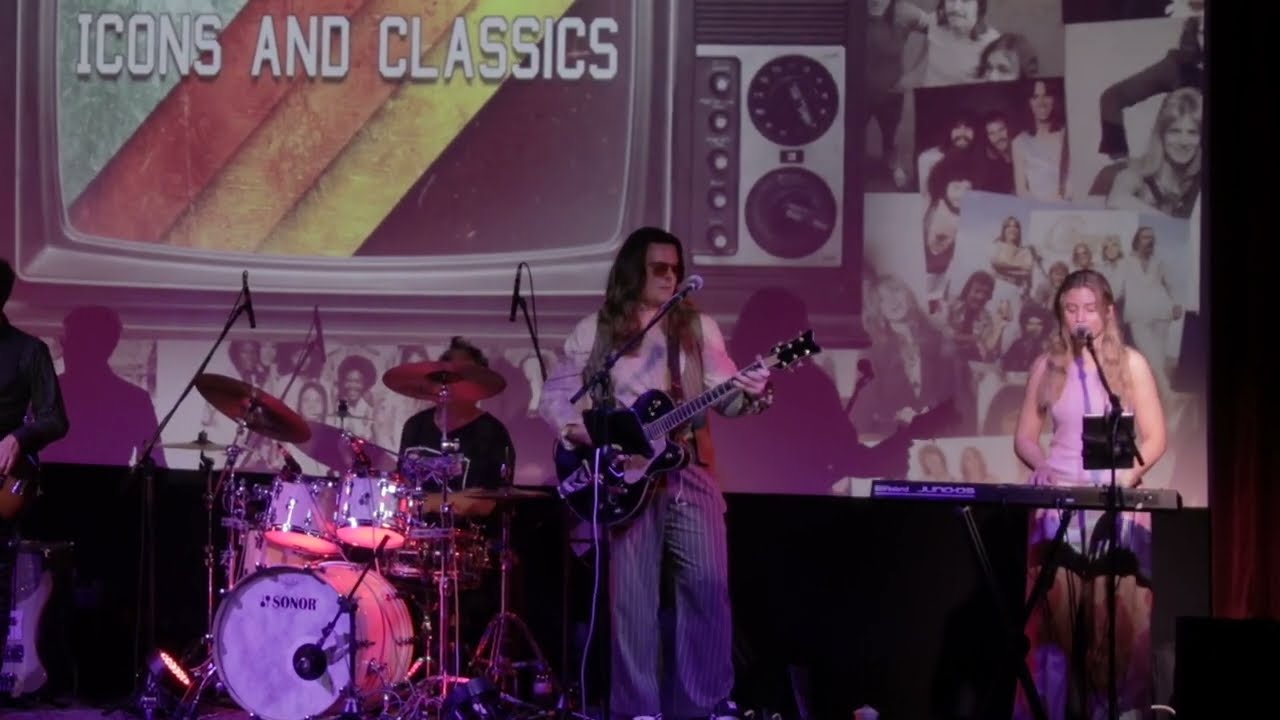 Rhiannon (Fleetwood Mac cover) - The Album Show - Live at Avoca Beach Theatre