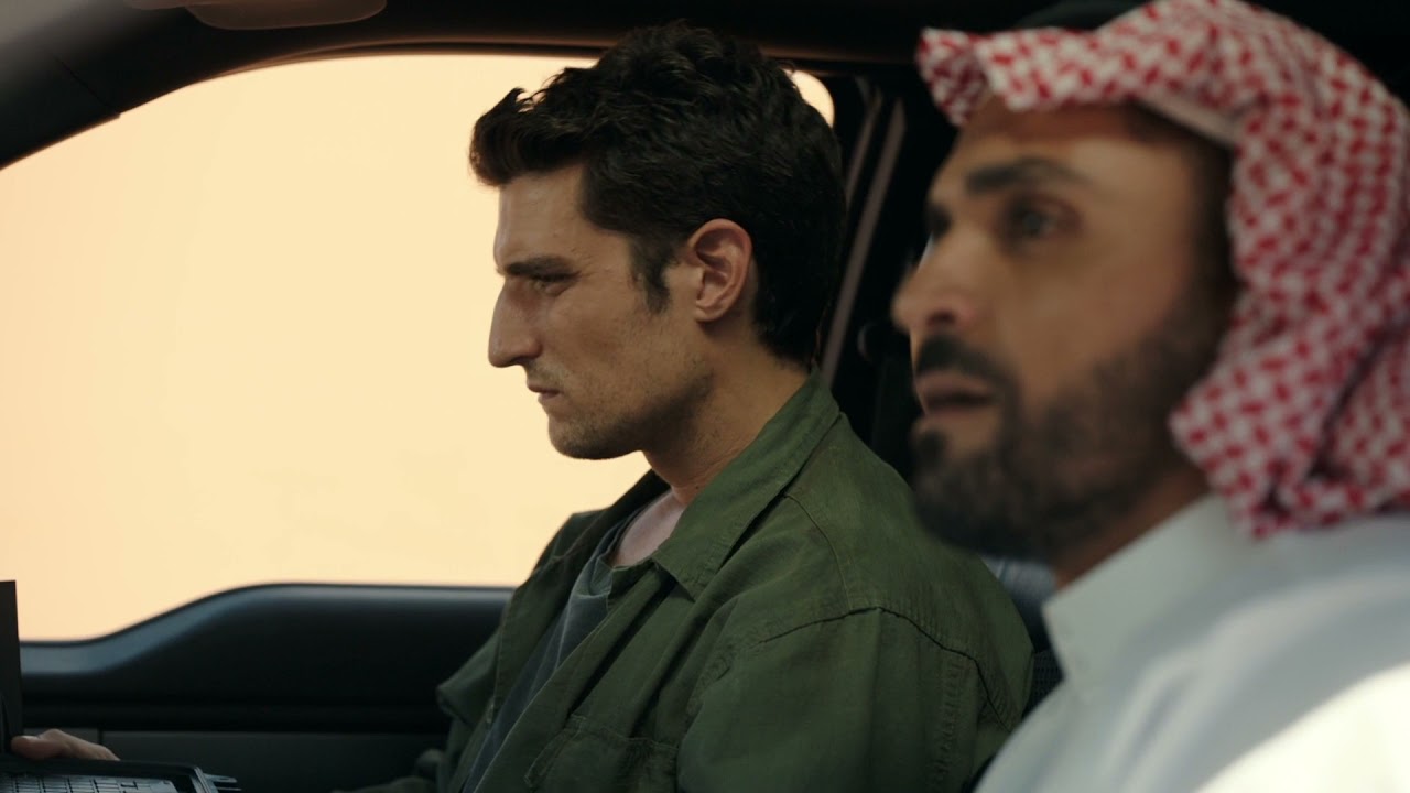 Louis Garrel as Mille Sabords in LBDL (S5E1 - 2 of 10)