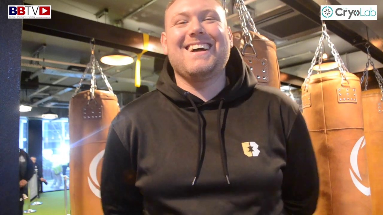 CHRIS HEALEY ULTIMATE BOXXER 6 HEAVYWEIGHT CONTENDER