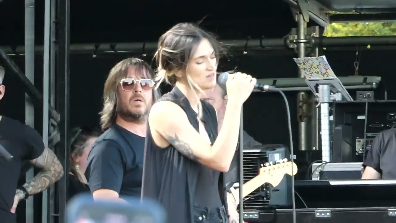 Let the Light Shine Over You - Far From Saints (8.6.2023) live at Westonbirt Arboretum