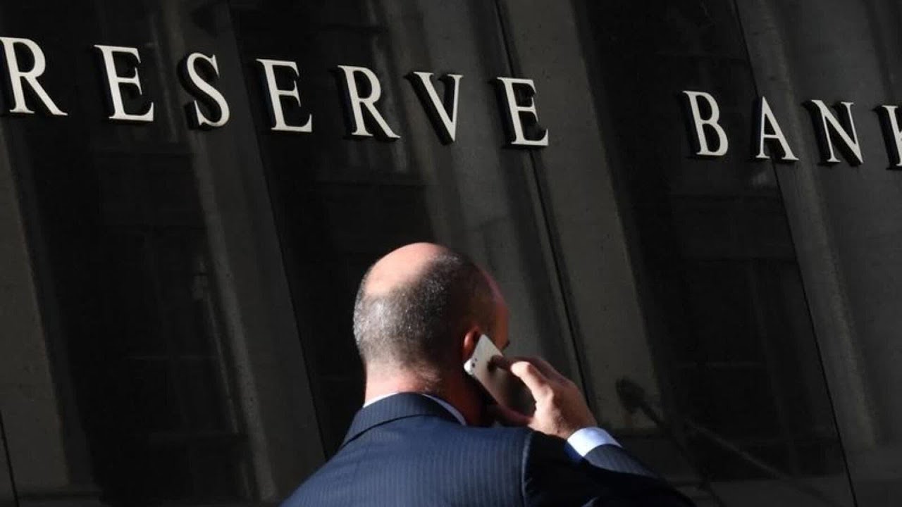 Leading bank economists tip RBA to raise interest rates