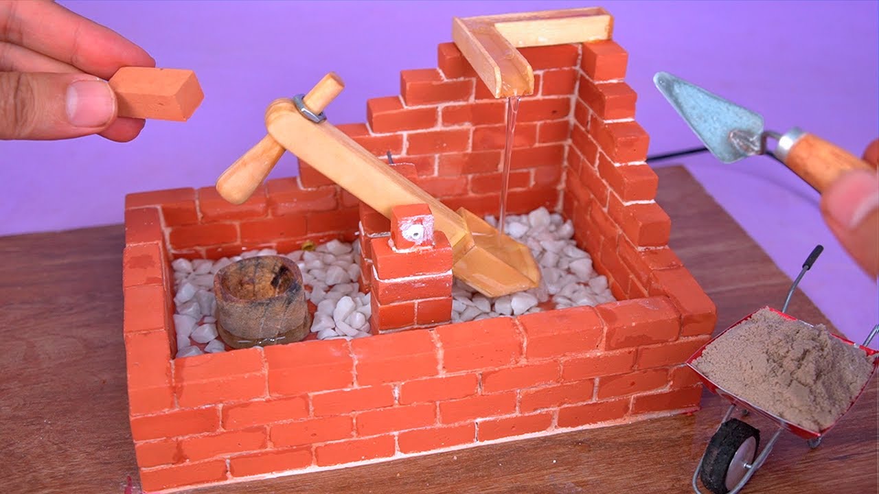 Удивительный MINI WATER POWERED HAMMER (MONJOLO), сделанный с мини-кирпичами