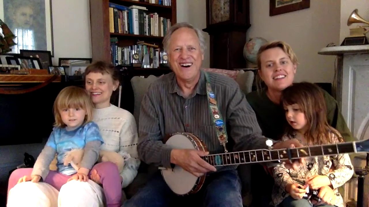 Mornings with Papa Tom 5-1-20 - Tom Chapin (Episode 34)