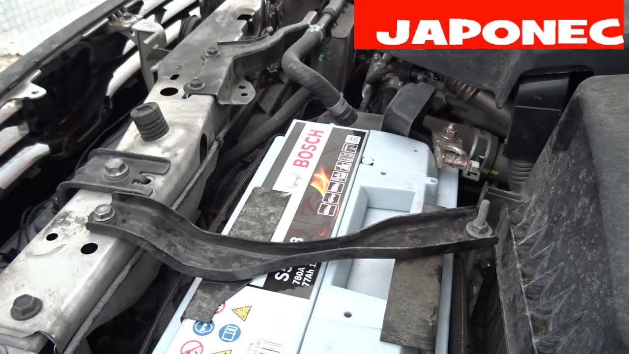 Toyota Avensis T27 battery replacement