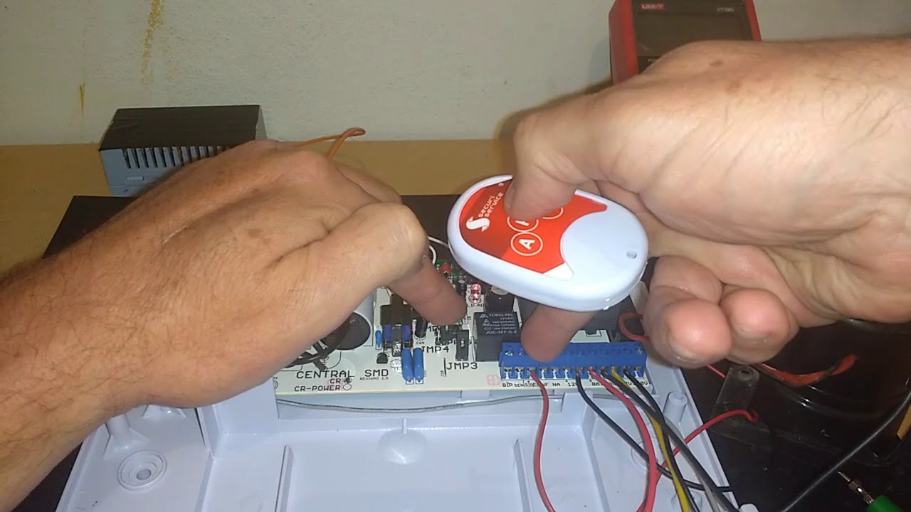 CENTRAL DE CHOQUE SMD CR 10000  COM TESTADOR DE CERCA PARA BANCADA