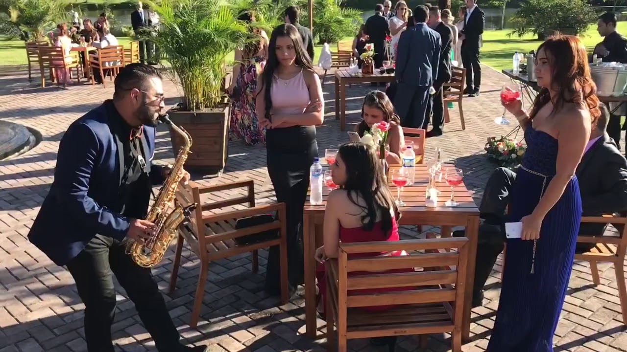 Juan saxo único - Recibimiento novia en salón