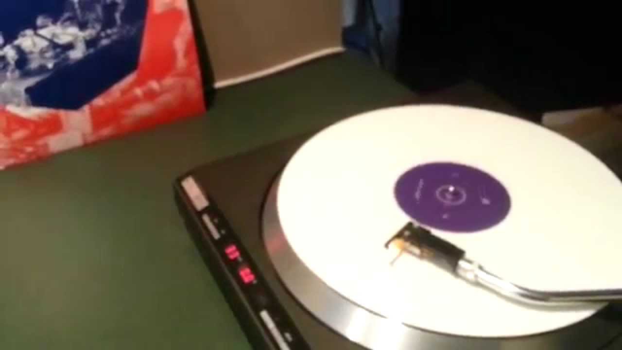 Rebeka - Diamonds /Lieke remix/ (bonus track from Hellada LP)