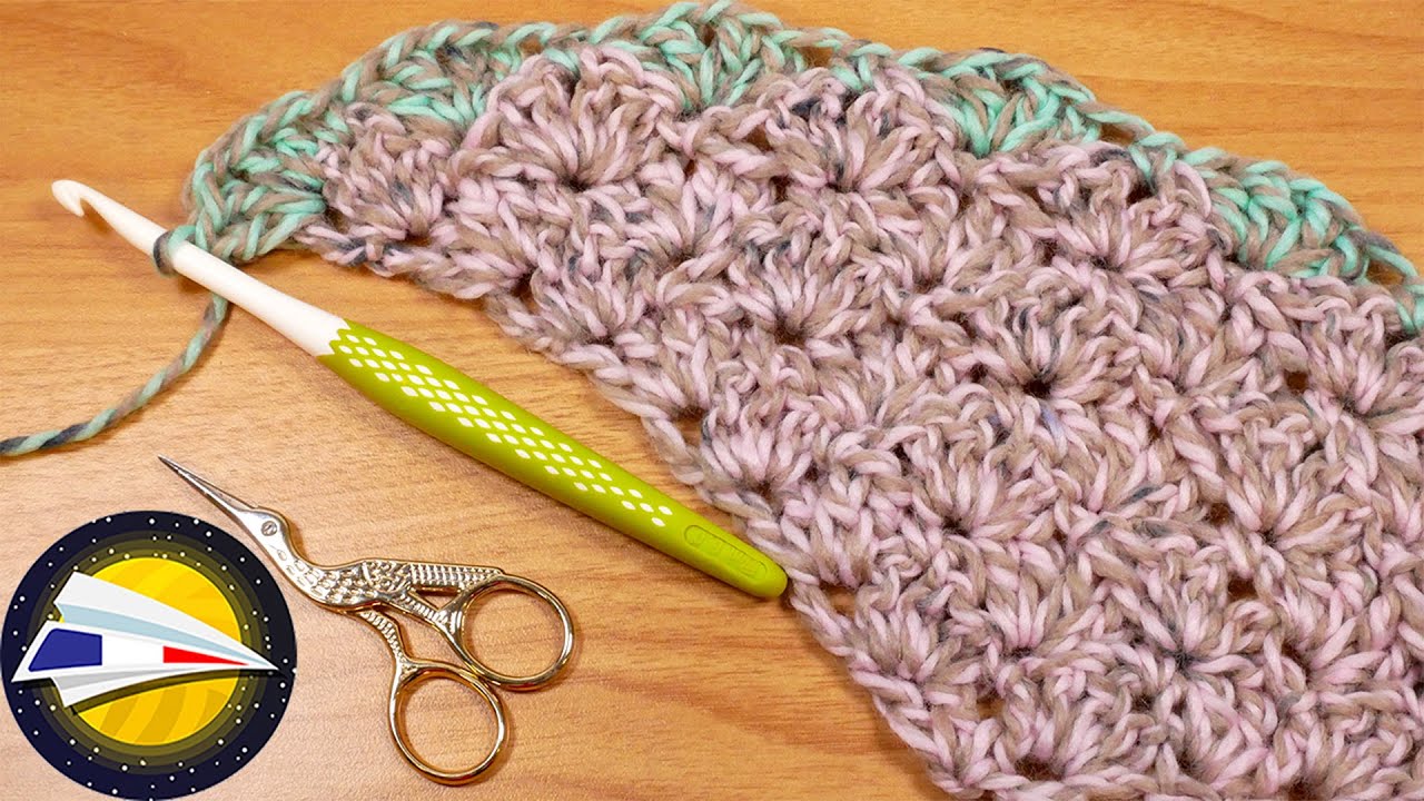 Crochet | Instructions pour réaliser un châle triangulaire | Idée simple pour une écharpe d'hiver