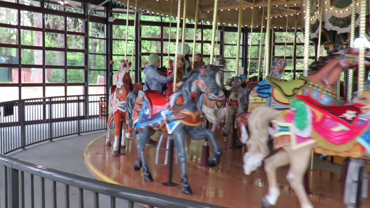 May042016 WoodlandParkZoo Carousel