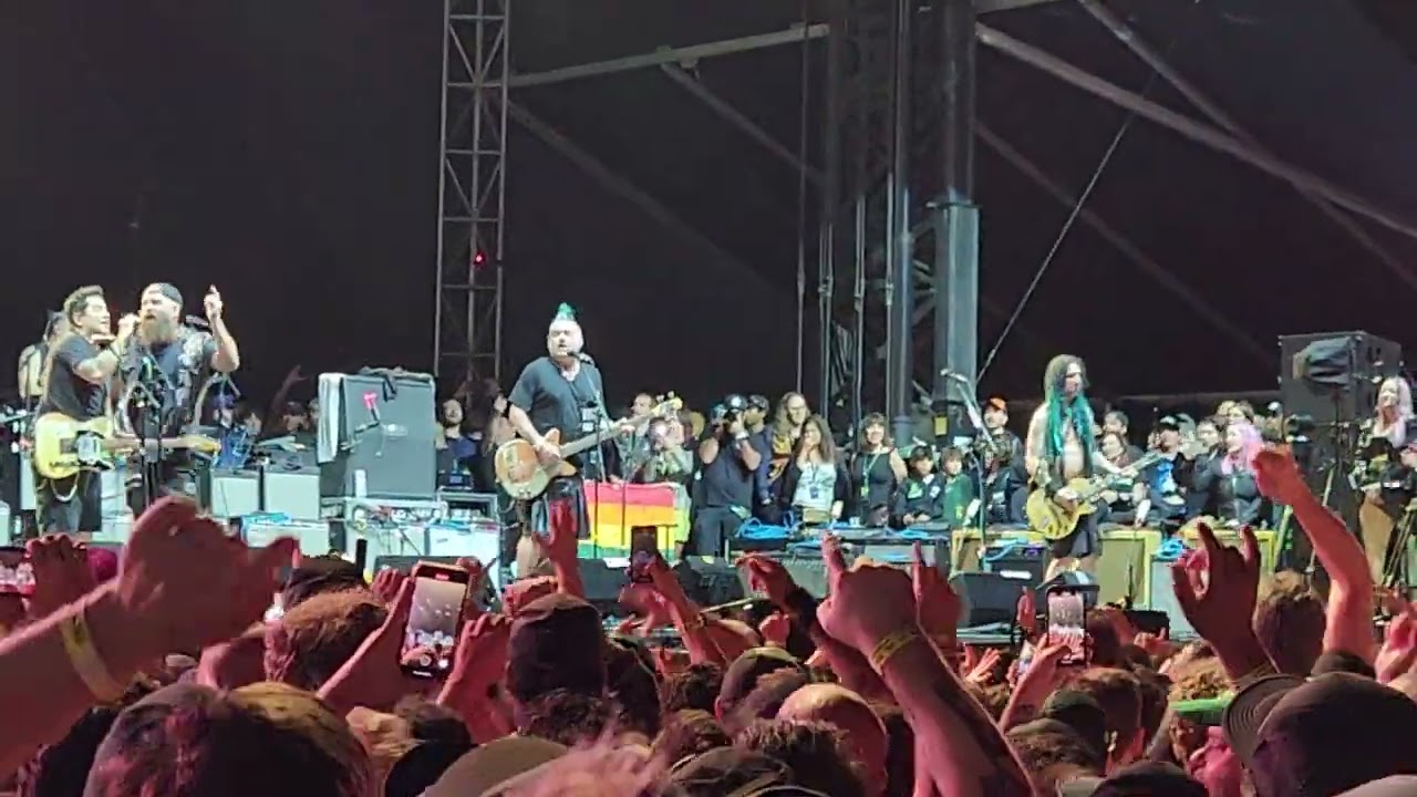 NOFX (w/ Tim Armstrong) - 