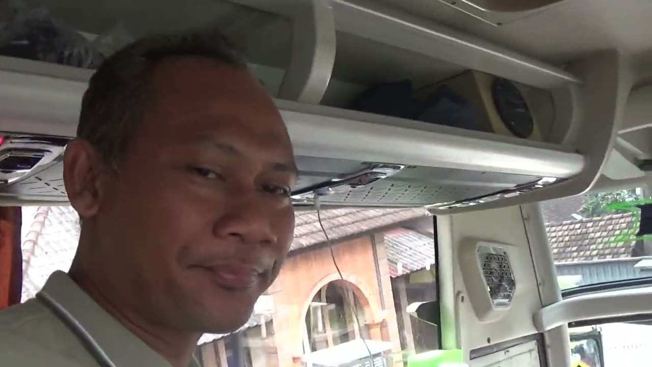 Ada yang pertama kali jalan-jalan ke Pacet Mojokerto dolan bareng asyik