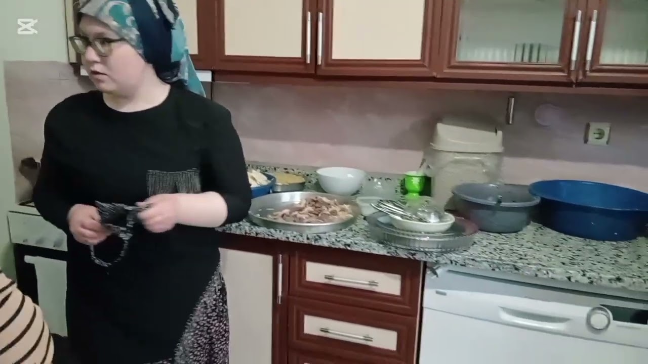 İFTARA ANNEM DAVET ETTI GÜLLÜ GELİN NELER HAZIRLAMIŞ 