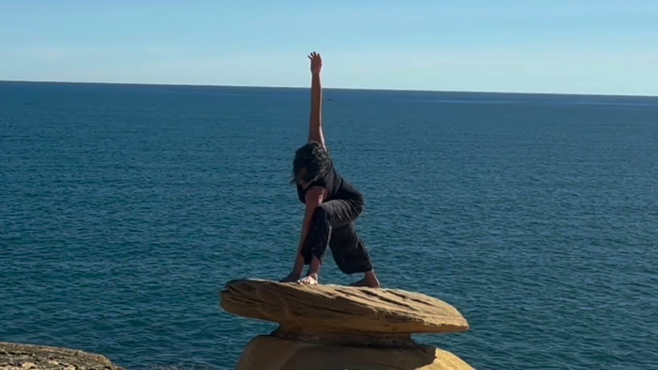 Ocean Yoga & Feldenkrais – Slow Flow for Relaxation & Mindful Learning with Calming Sounds