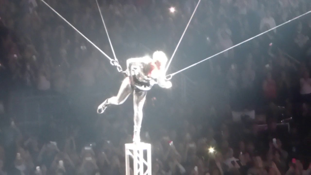 Pink  Talking Stick Arena Phoenix  03 02 18  Part Eighteen