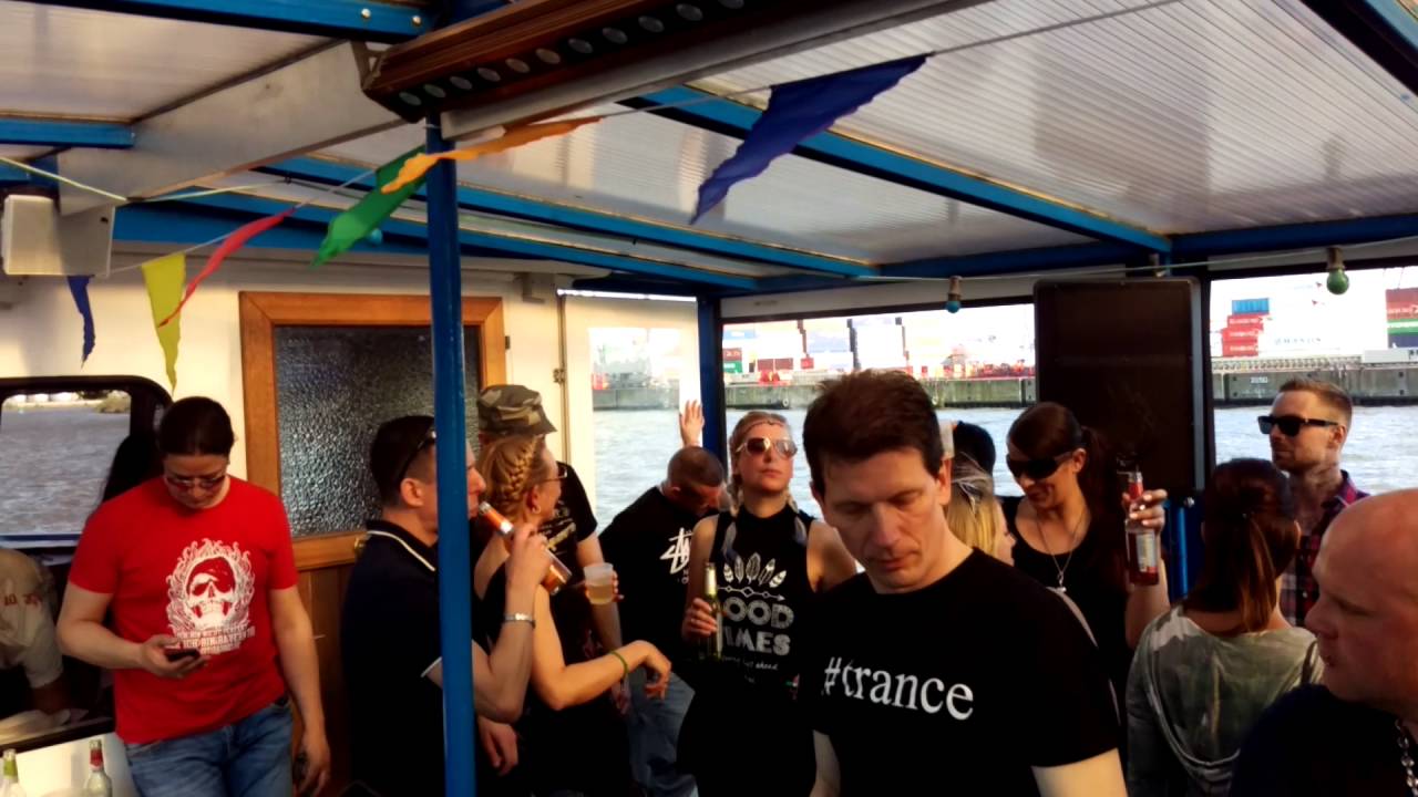 Sektor Zwei Hafengeburtstags Bootsparty 2016