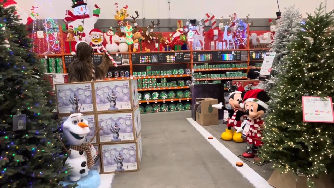 Рождество в Home Depot 2025.
