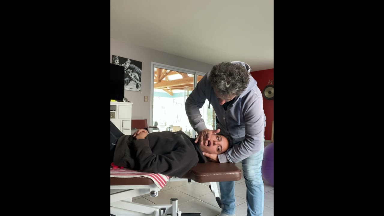 22/TECHNIQUE OSTEOPATHIQUE Occiput atlas et MÂCHOIRE avec Jean-Michel Boudard. D. O. Formateur