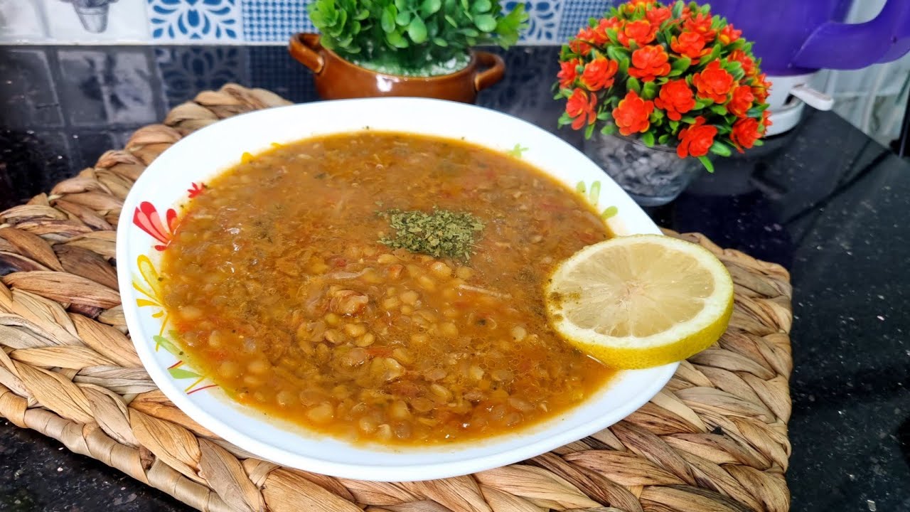 مطبخ ام وليد/ تحبي لعدس بقشورو و لكن يجيك كحل😞راني جبتلك وصفة اكثر من رائعة في البنة و لا في المنضر.