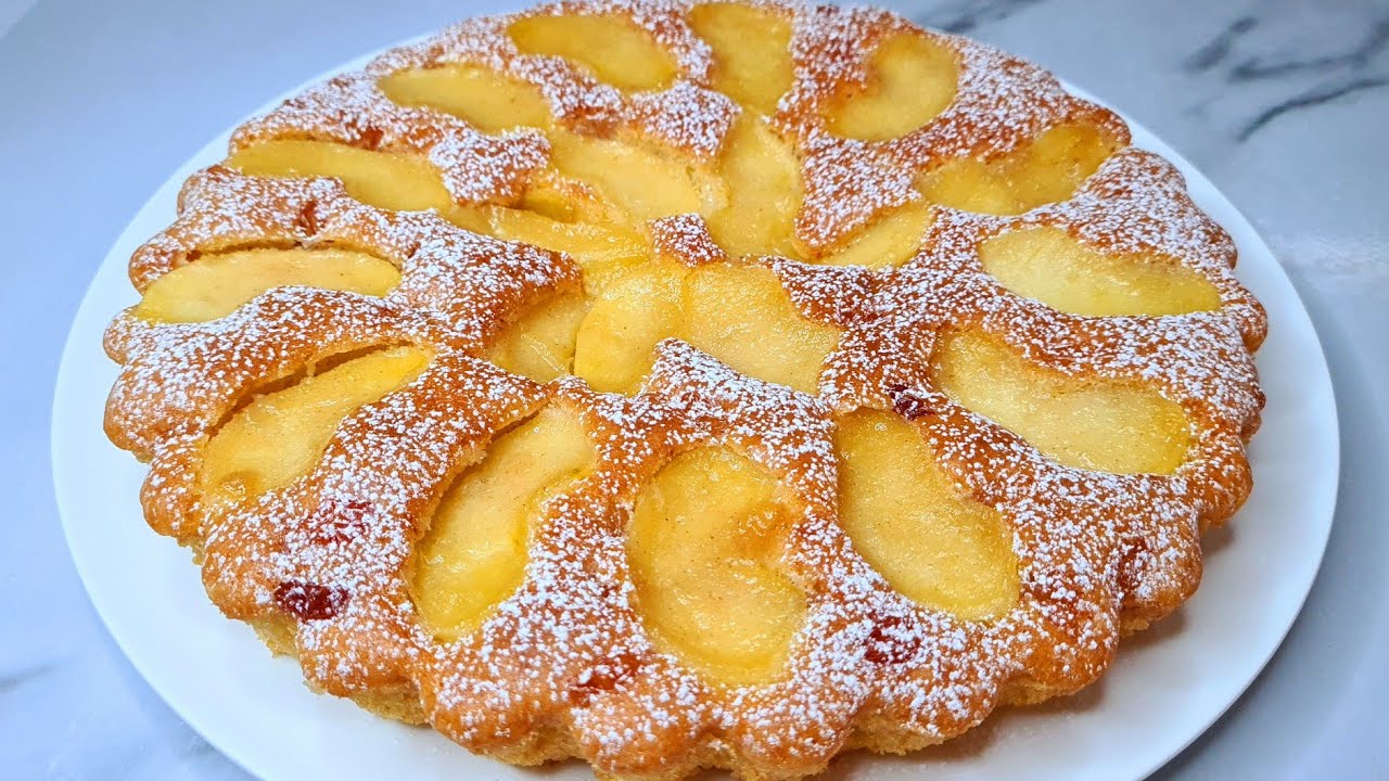 Самый простой яблочный пирог!!👌 Идеально подойдет к чашечке кофе или чая!!!