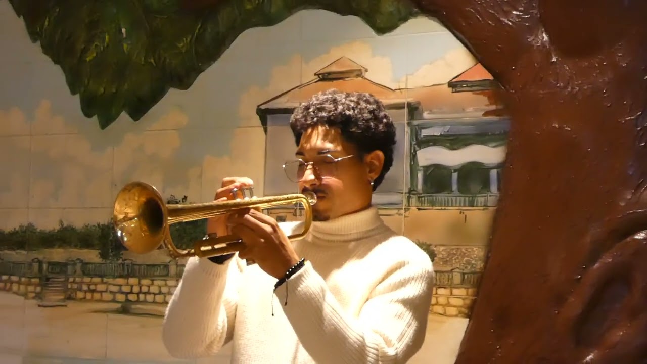 Daniel Montalvo (trumpet), Varadero, Cuba - clip P1310796