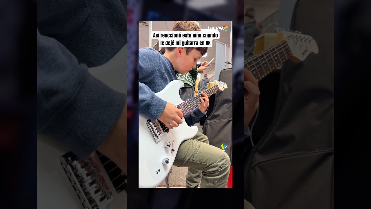 Вот как он отреагировал на эту гитару 🎸😧