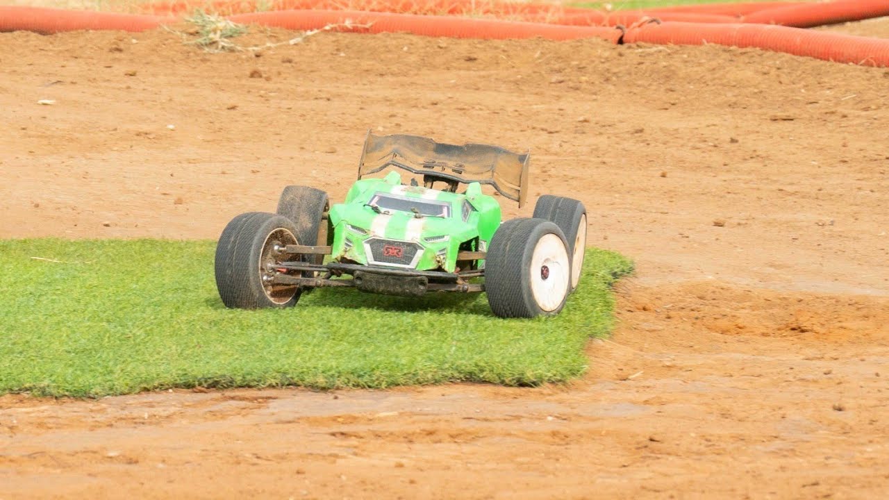 arrma talion v-4 and tekno et 48.3 practice On track