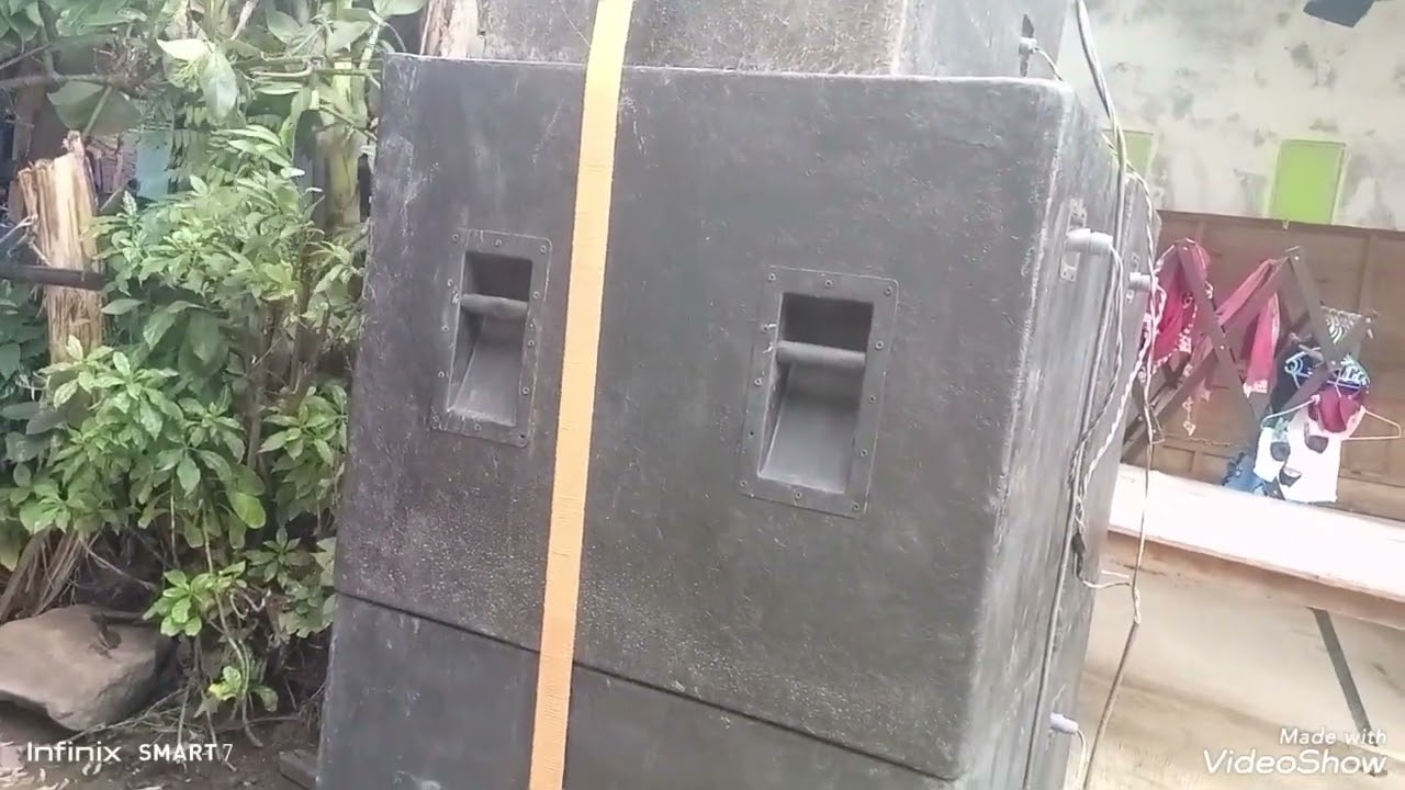 Grebeg hajatan di kawasan padat penduduk