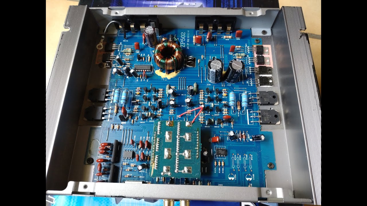 Amplificateur de voiture Straight'In First 2C problème de grésillements