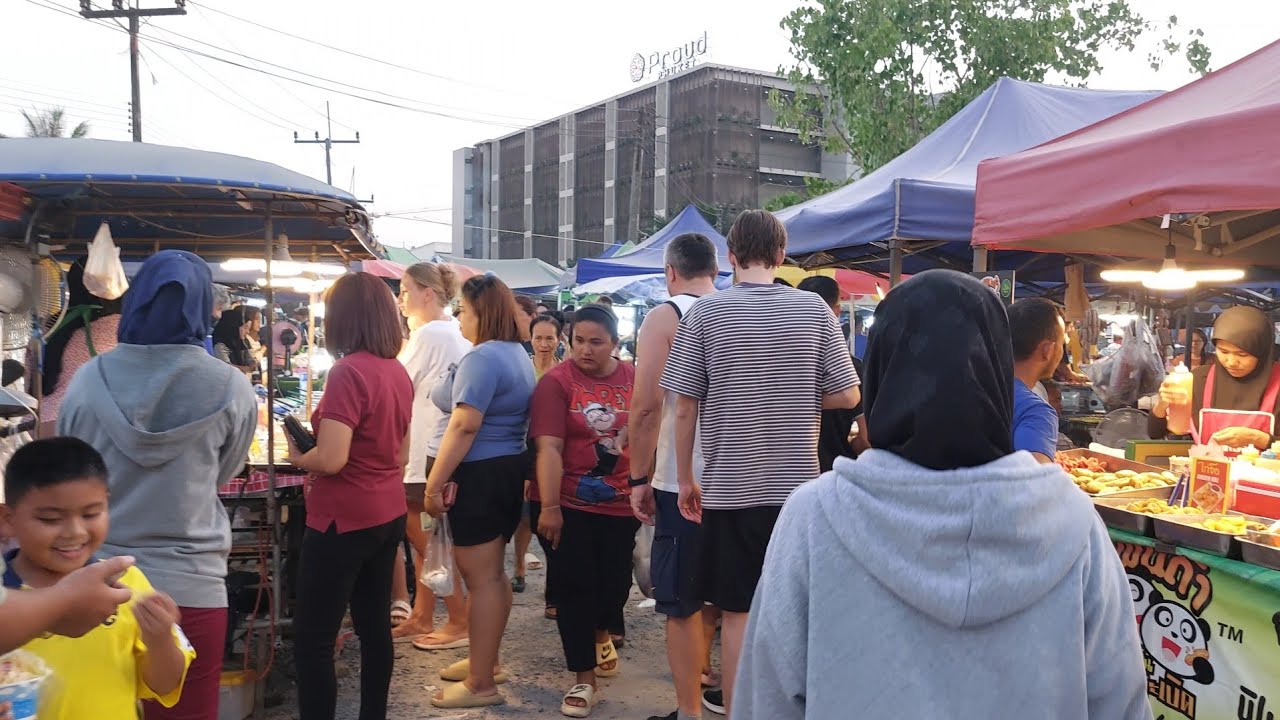 Night Market, Naiyang Beach, Phuket, Thailand