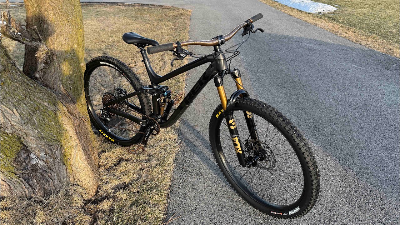 Washing my new bike!! #mountainbike #mtb #cleaning #washing #ohyeah 