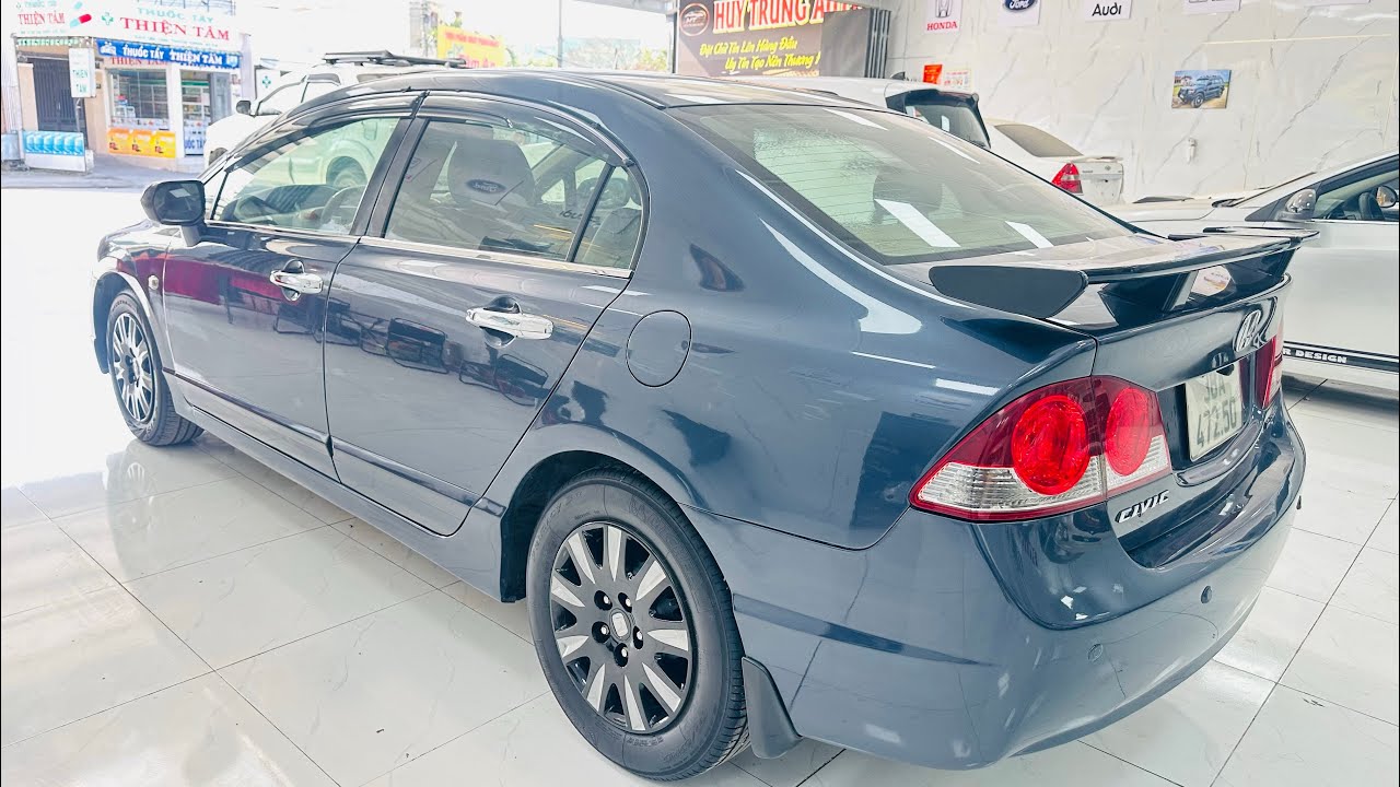 Honda Civic в идеальном состоянии, 164 миллиона VND. Контактные телефоны: 0905356663 - 0935146262...