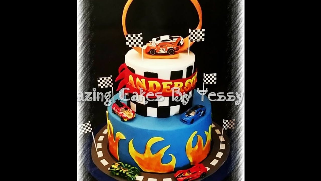 hot wheels race track cake/ pastel de pista de carreras hot wheels