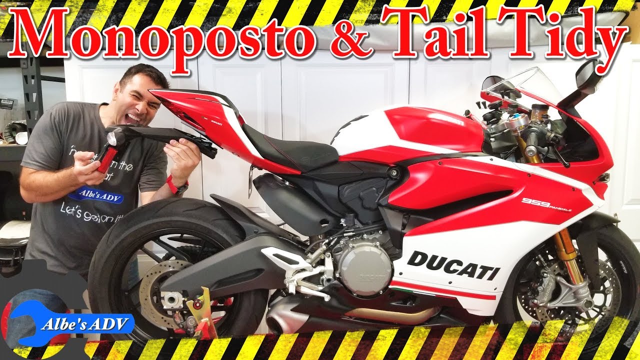 Установка чехла на одно сиденье и антикрыла Panigale 959 Corse