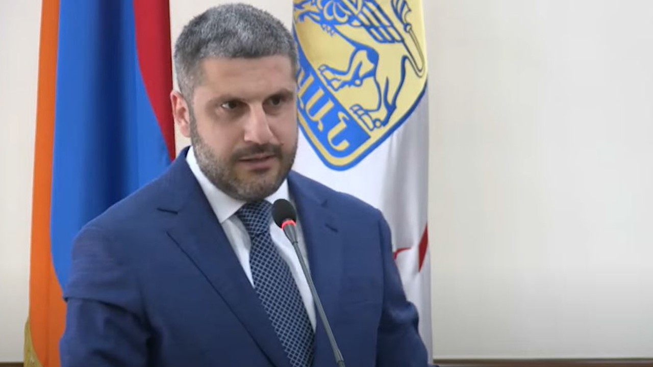 #ՀԻՄԱ. Արմեն Փամբուխչյանը՝ փոսալցման աշխատանքների և ճանապարհներին տիրող խայտառակ վիճակի մասին