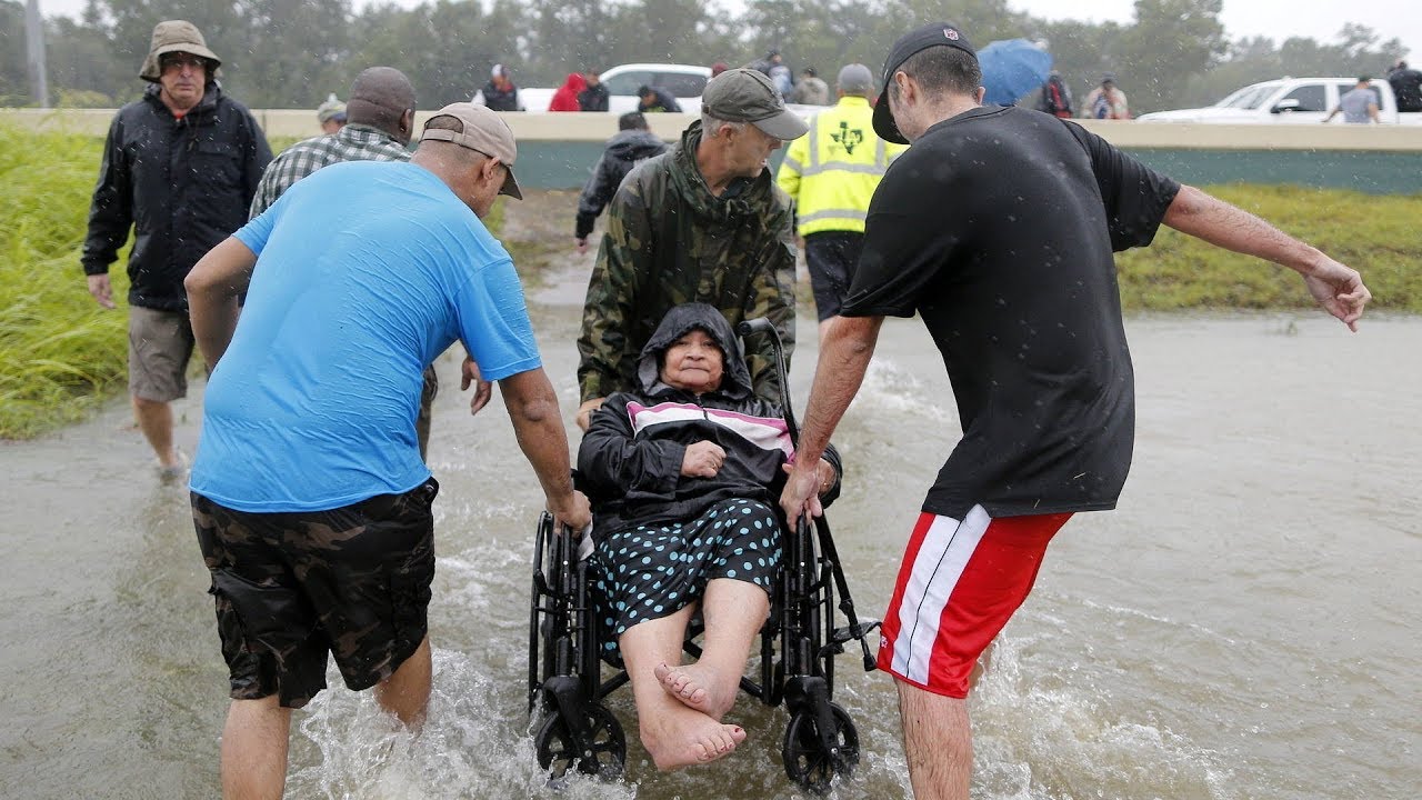 The Red Cross Won't Save Houston. Texas Residents Are Launching Community Relief Efforts Instead