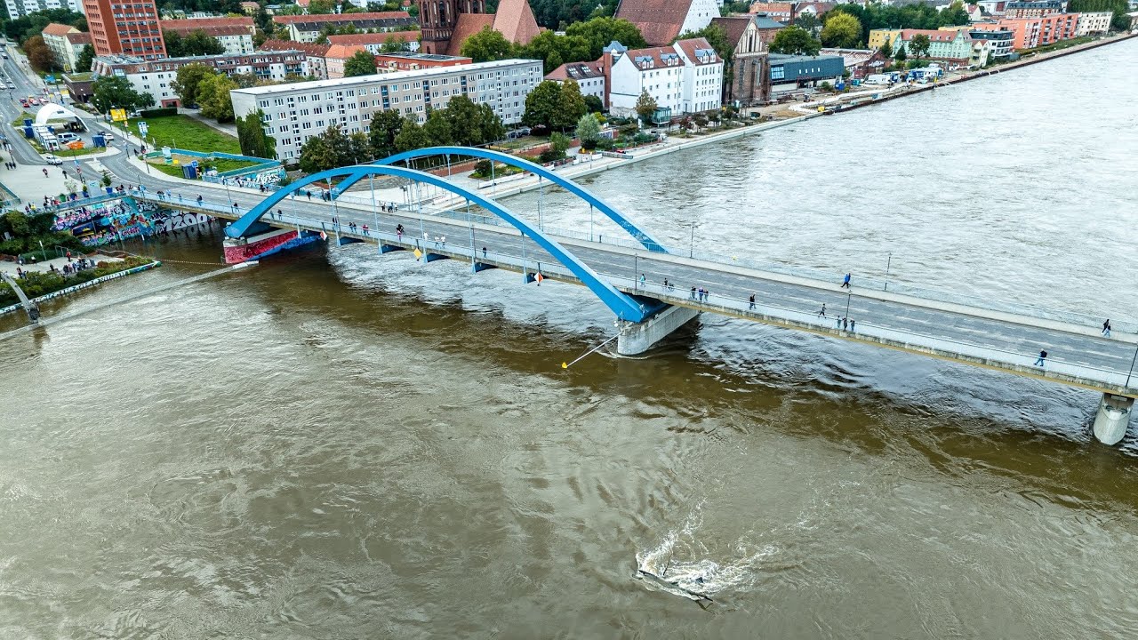 #pow&oacute;dź SŁUBICE 25.09.2024 - Przelot dronem nad Odrą w Słubicach