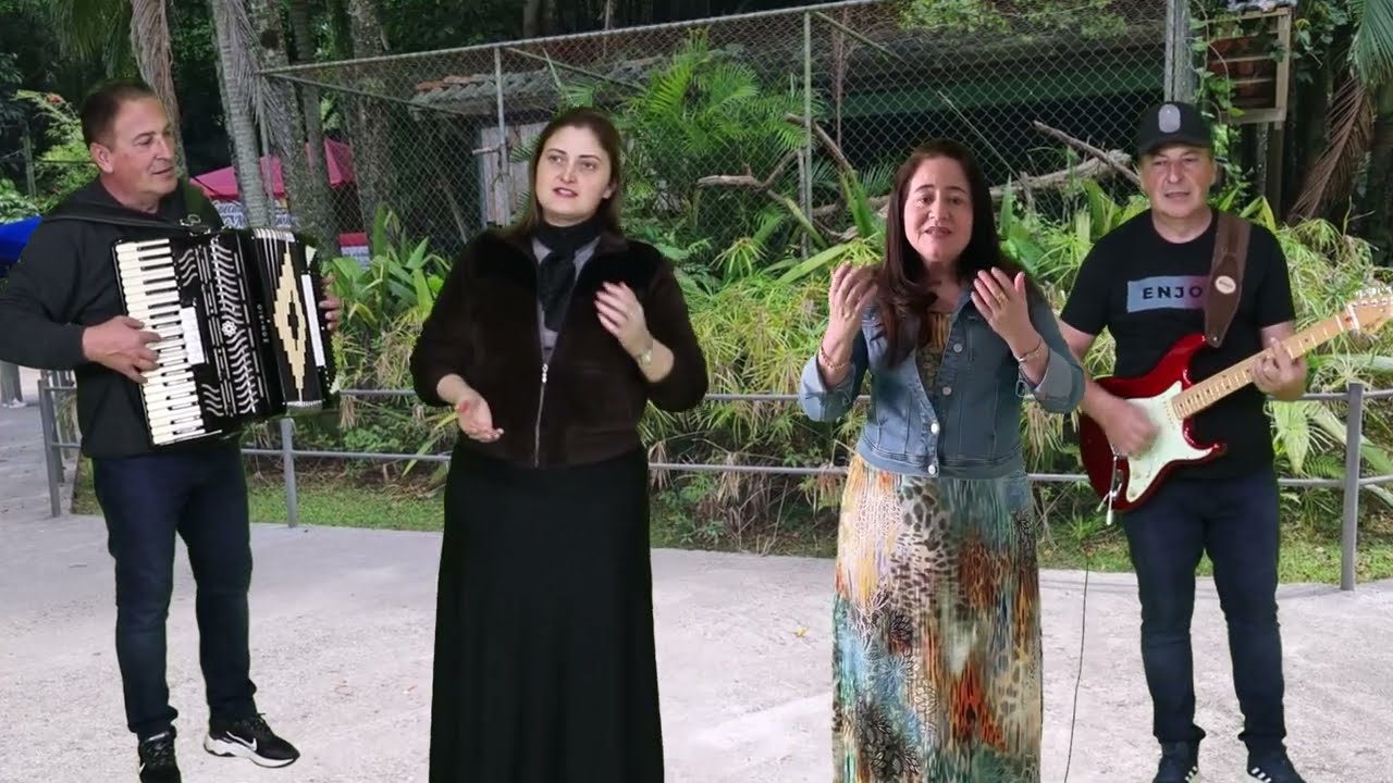 E Deus - Roseméri Vaz E SIlvia Helena