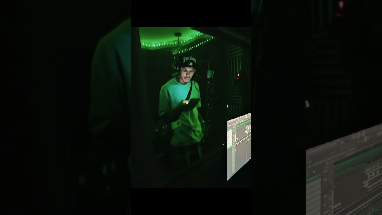 Calle y fama .@JEYC 21.