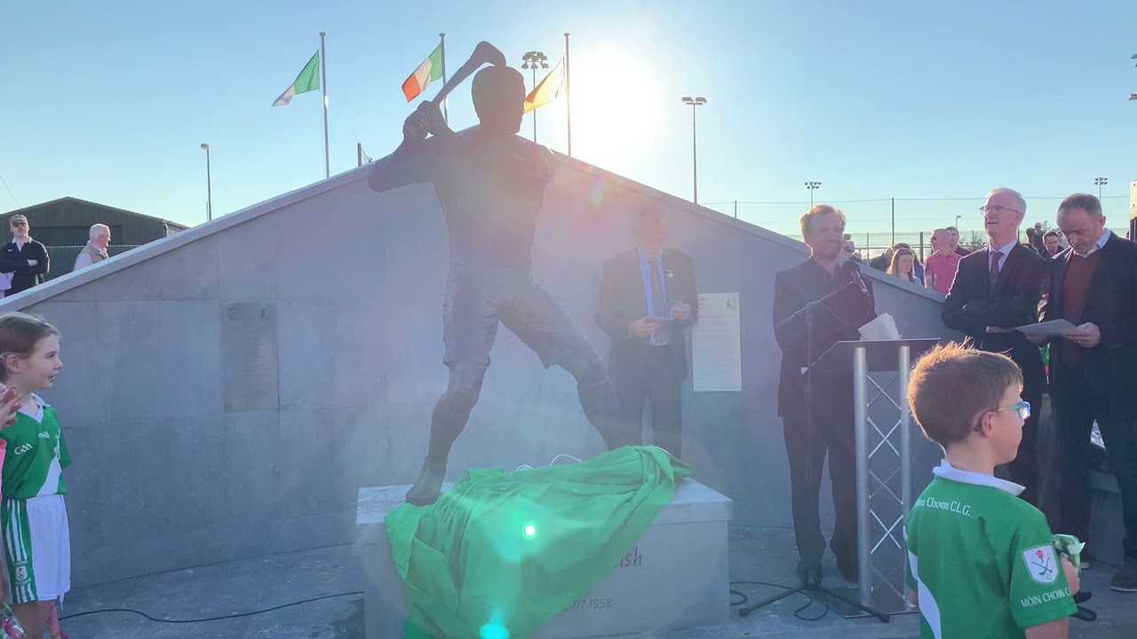 Drug Walsh Statue Unveiling