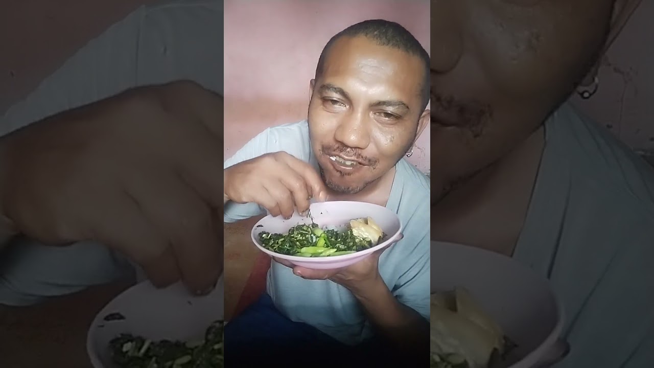 #makan siang lagi#