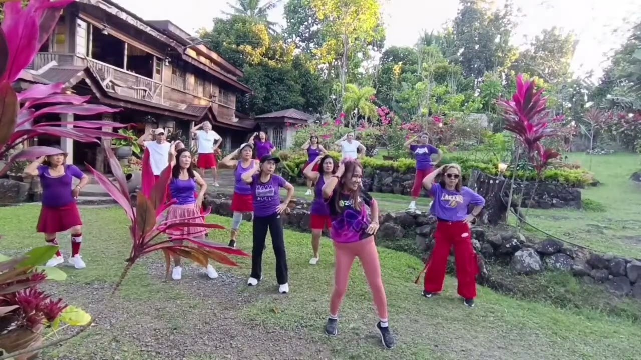 MAGPALIGAW LIGAW TINGIN KA NA LANG-ZUMBA DANCE WORKOUT /MARIKIT EVERYDAY PAPAWIS TAYO💥