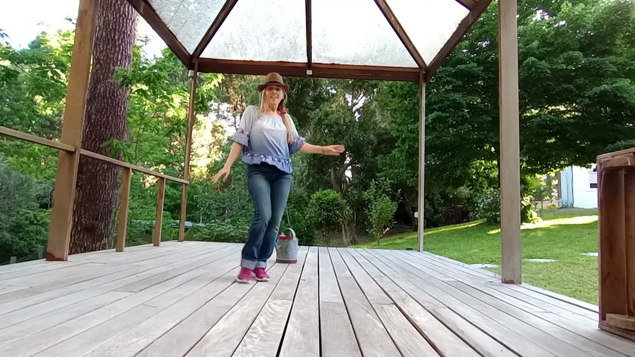 🐒 Kama Ahava Yesh Beeinayich I לילה מכושף - ריקוד I 愛在明眸中